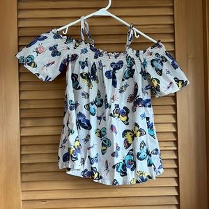 Cute girls off the shoulder top